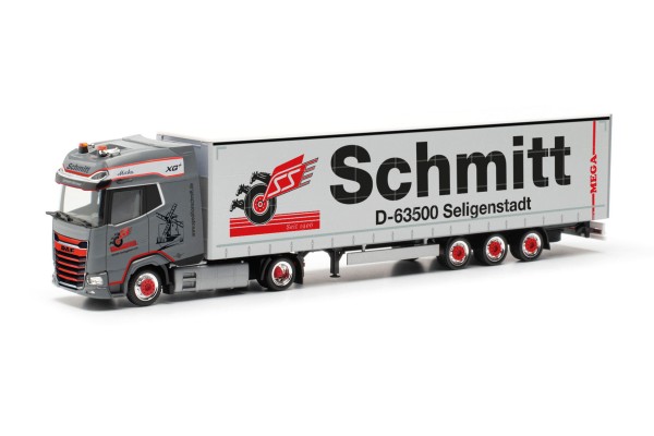 87 DAF XG+ Lowliner-Sattelzug "Schmitt Seligenstadt"