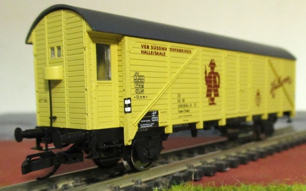 TT WIEMO-EXCLUSIV Wärmeschutzwagen m. Begleiterabteil 'Halloren' DR Ep.IV