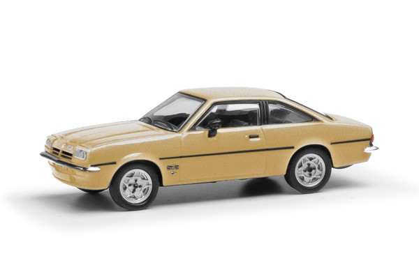 87 Opel Manta B, weißgold