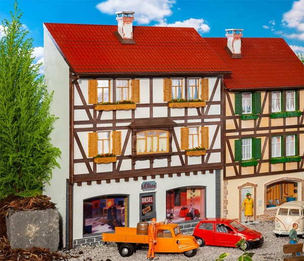 G Stadt-Reliefhaus 'Boutique' NH2020(06)
