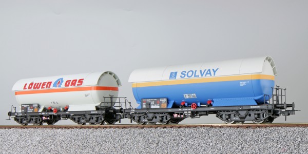 H0 Gas-Kesselwagen -Paar ZAG 620, DB-4 Solvay + Löwengas blau/weiß,